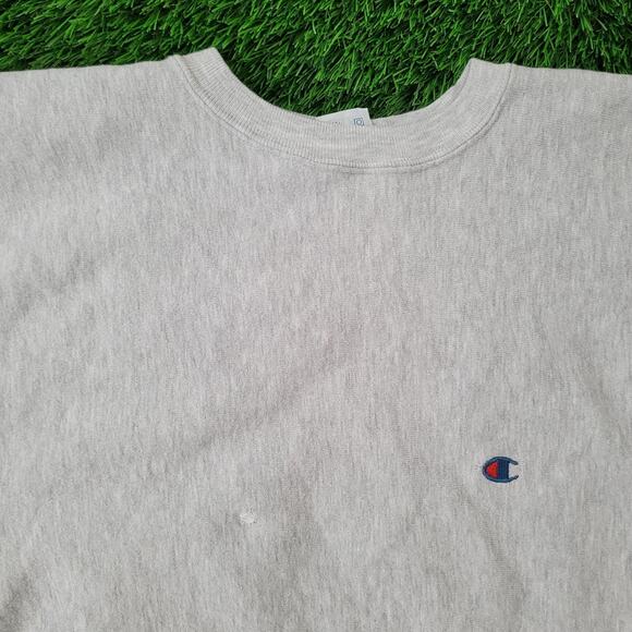 Vintage Champion Reverse-Weave Sweatshirt L/XL 23x26 Crop USA - Picture 2 of 16